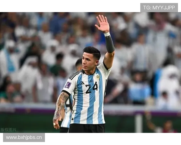 高位压迫核心：阿尔瓦雷斯在体系中的防守价值