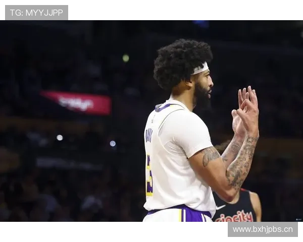 拉贾·朗多挡拆助攻提升湖人组织效率显著